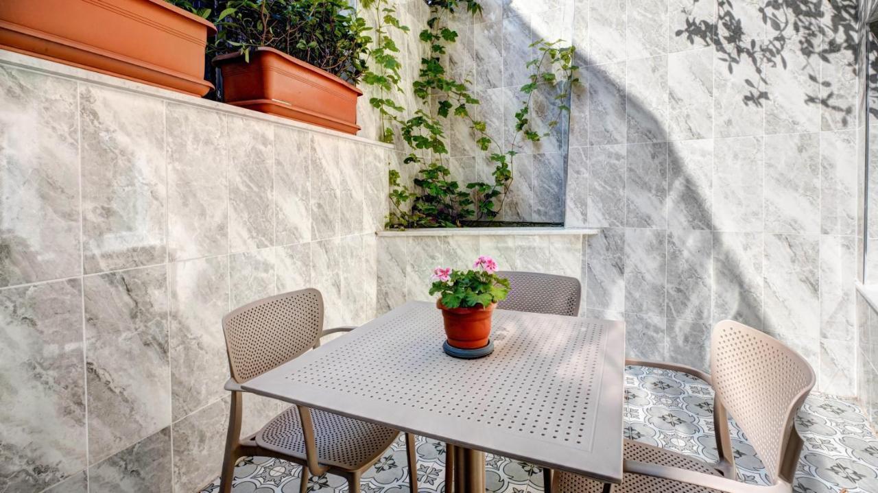 Seven Roses Apart Hotel Istanbul Exterior foto